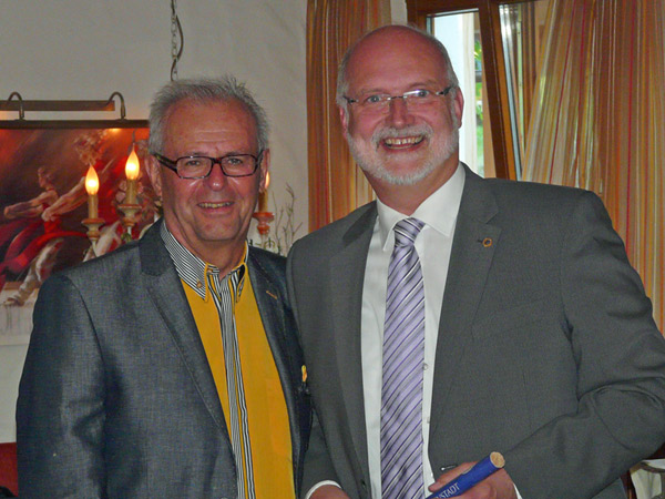 Präsidentenwechsel beim Lions Club Freudnestadt